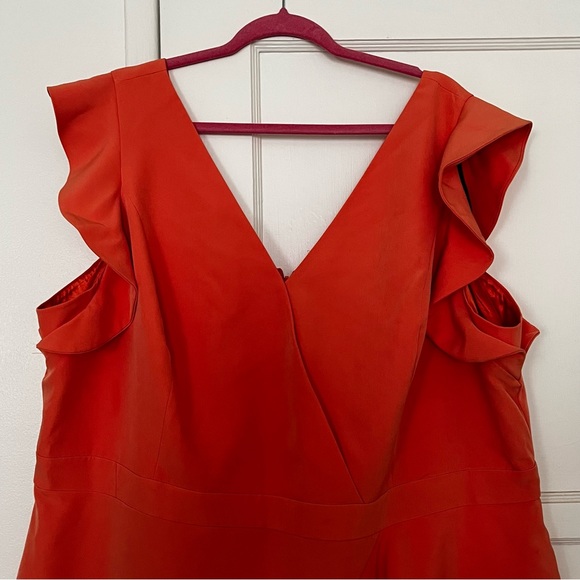 New City Chic plus size flutter sleeve mini wrap dress in Melon XXL/24 - Picture 6 of 10